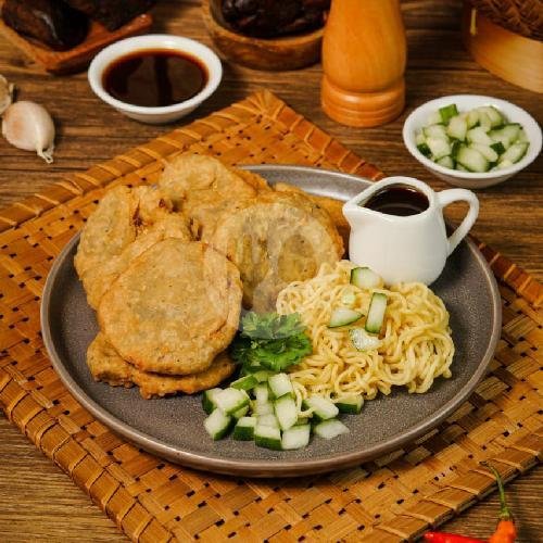 Paket Selam Kecil menu Pempek Manshurin