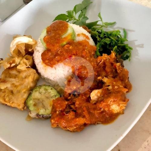 Review Ayam Tapok Lowokwaru: Makanan Enak dan Suasana Cozy di Malang