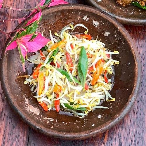 Oseng Genjer menu BEBEK LIK CIP CILACAP