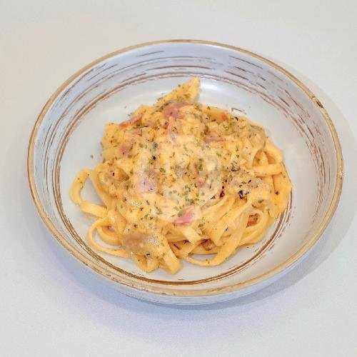 Chicken Stroganoff menu East Brew Kediri, Yos Sudarso, Pakelan