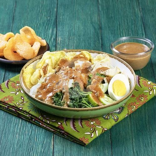 Lontong Telur menu Lotek Puskud Asli, Jhoni Anwar