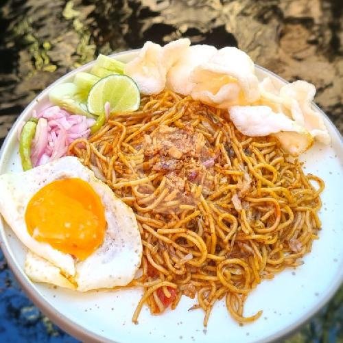 Mie Aceh Bang Cen: Surga Kuliner Mie Aceh di Gayungan, Surabaya