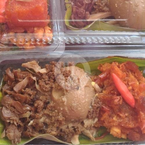 Gudeg Kangen Jogja: Pengalaman Kuliner Autentik Jogja di Waru Sidoarjo