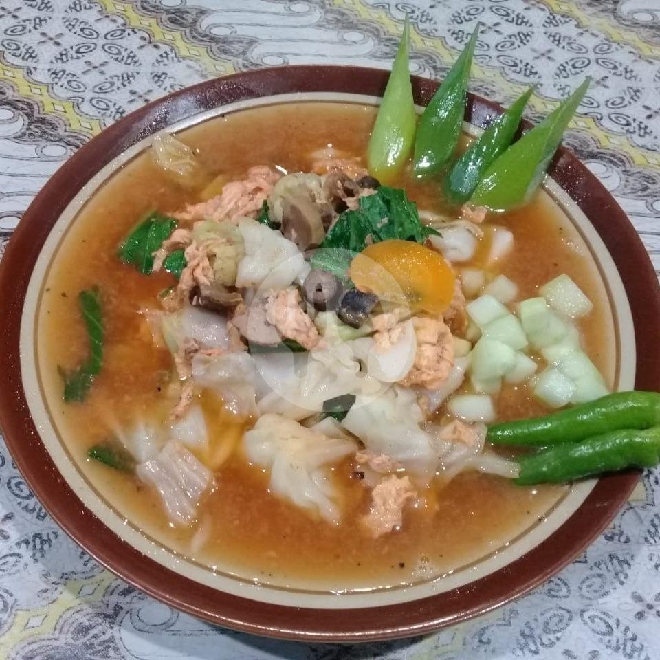 Bihun Rebus menu Bakmi Jowo 21, UMS