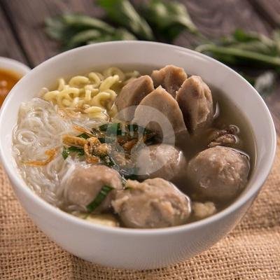 Bakso Kuah menu Bakso & Soto Warung Tenda Lik Min Senolowo Bakso & Soto Warung Tenda Lik Min, Se