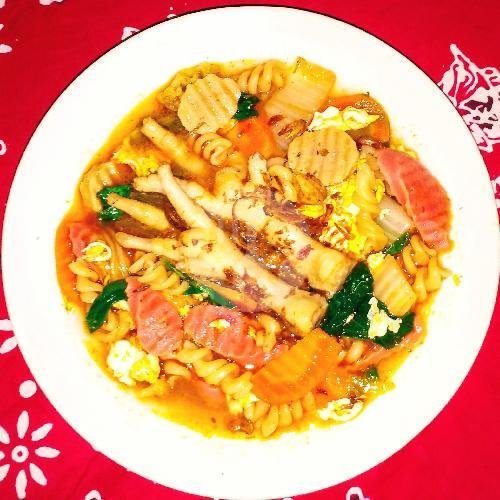 Review Seblak Vienna Semanggi: Pengalaman Makan yang Bikin Nagih di Surakarta