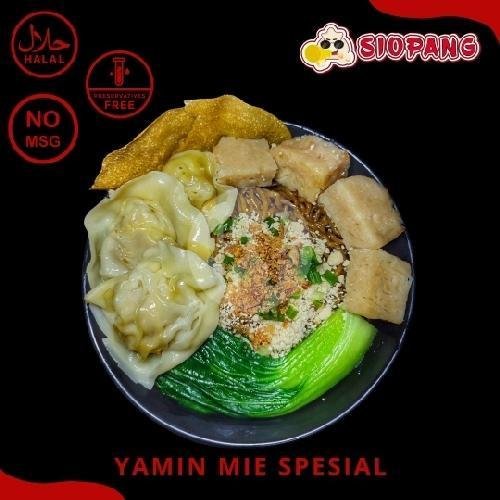 Cwie Mie & Dimsum Homemade Siopang: Surga Kuliner Dimsum dan Mie Yamin di Gedangan