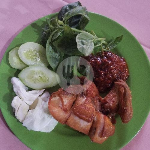 Nasi Putih menu Nasi Uduk Lama (Pecel Ayam Dan Lele Goreng), Cibolerang Barat