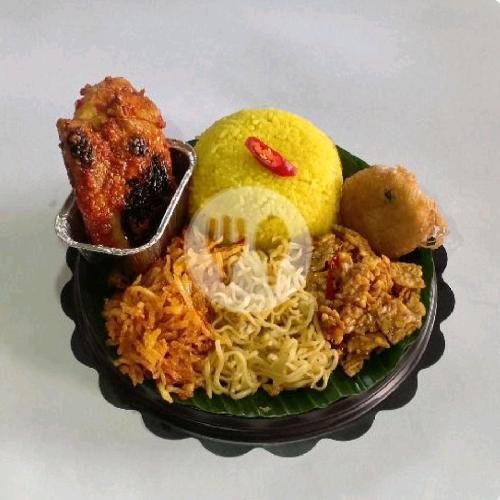 Nascam Kotak Ayam Panggang menu Nasi Kuning Mbak Ida