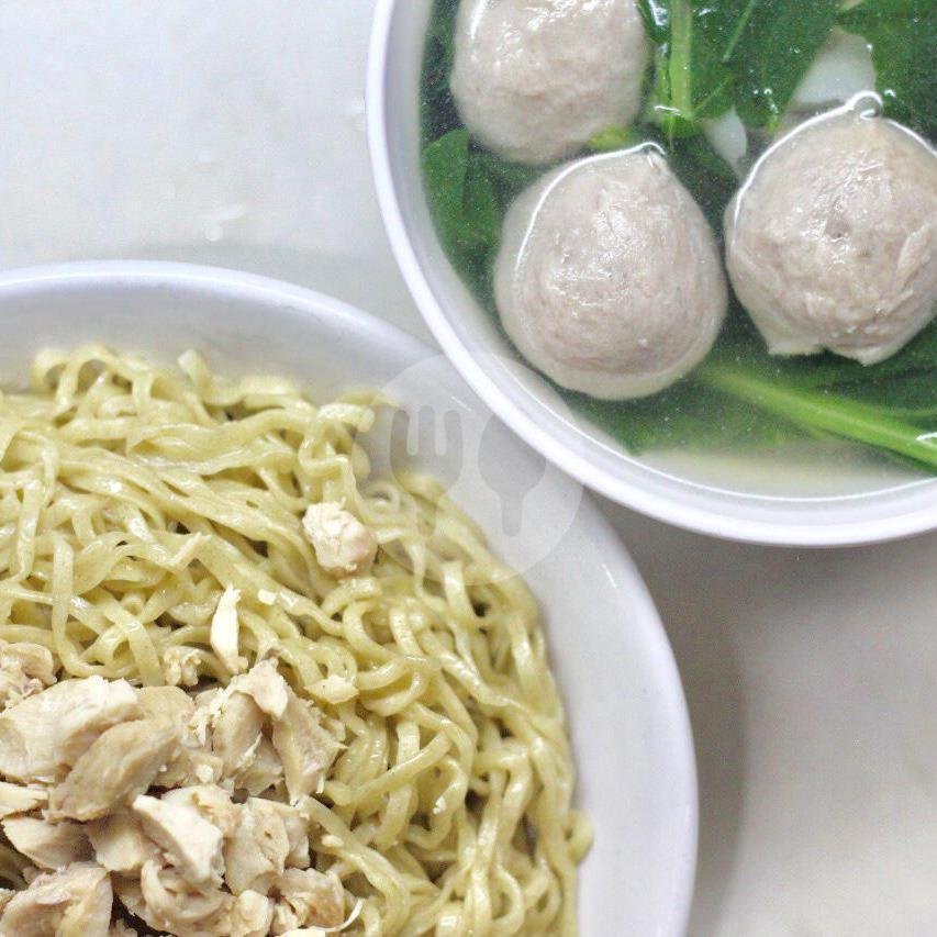 Yamien Asin Ayam Baso Pangsit menu Lomie 61, TKI