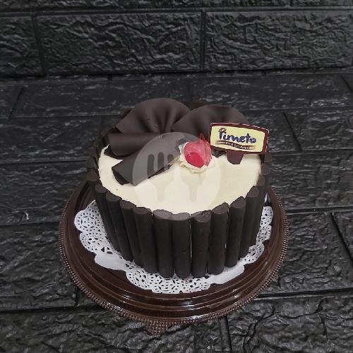 18cm Blackforest/Kue Tart Coklat menu Timeto Cake, Rungkut Lor
