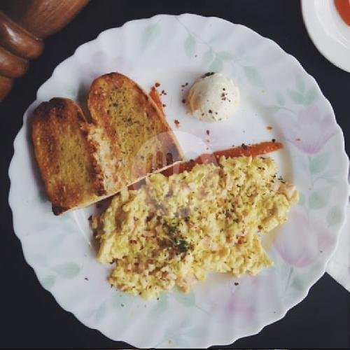 Goedkoop Salmon Spaghetti menu Goedkoop, Bendungan Hilir