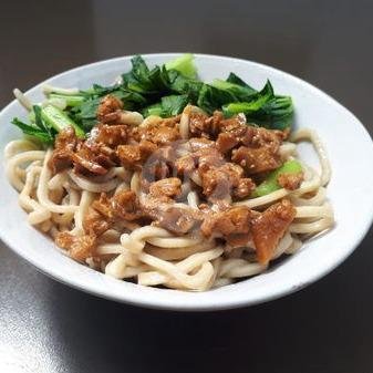Baso Goreng menu Mie Karet, Cicendo