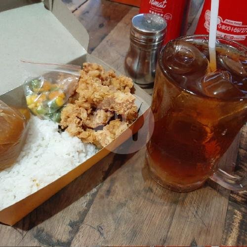 Chicken Dobel + Nasi + Es Teh menu Logissteak, Cangkiran