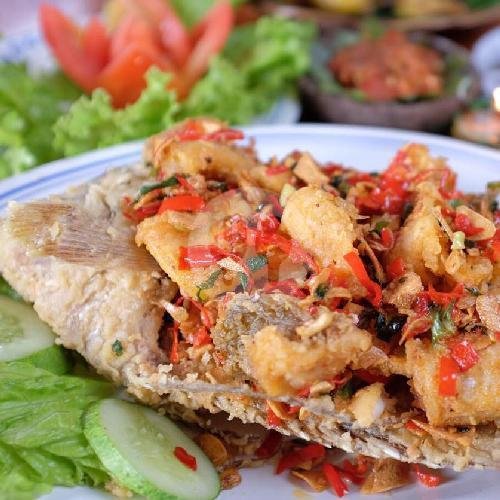 Sop Buntut Goreng menu Rumah Makan Ponyo, Malabar