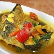 Ikan Kuah Kuning EKOR menu Coto Makassar Daeng Rudy, Galunggung