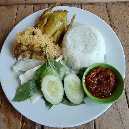 Nasi Ati Ampela menu Pecel Lele Anisa, Yogyakarta
