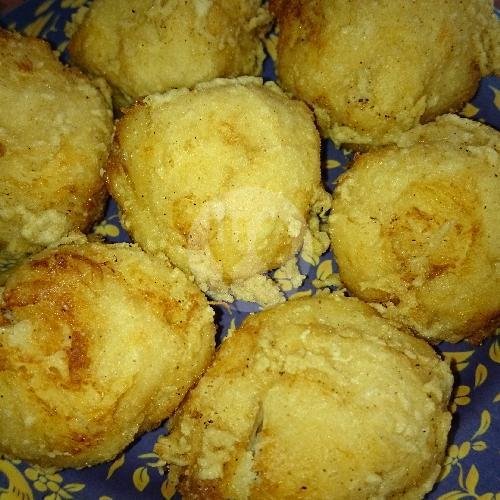 Bakwan menu Pisang Goreng Laris Manis, Padang Timur