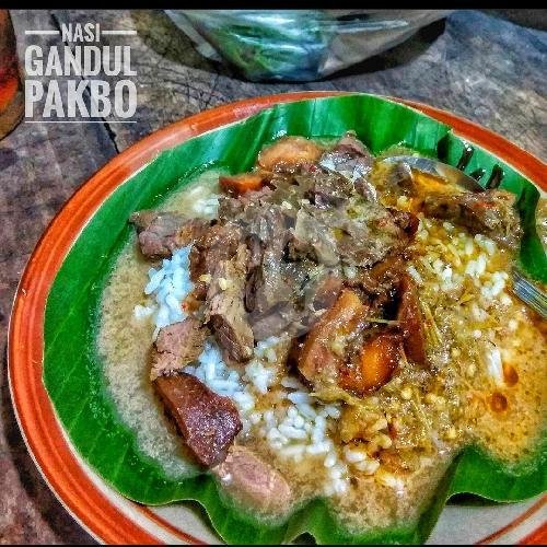 Nasi Gandul Kulit menu Nasi Gandul Pak Bo, Condong Catur