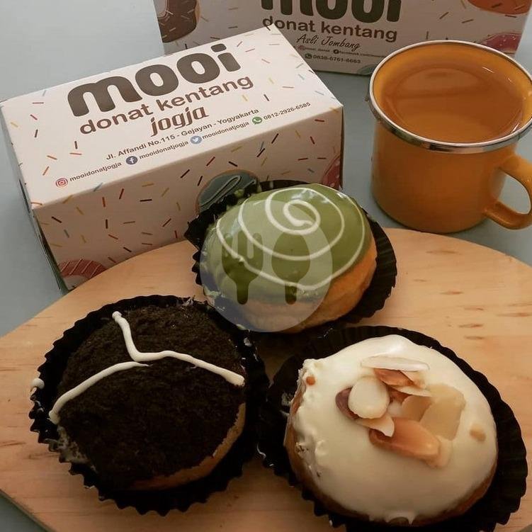 Donat Kentang Isi 4 menu Mooi Donat, Godean