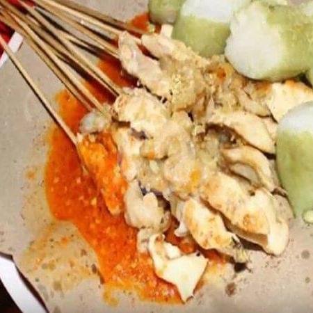 Sate Ayam Klonyot Cak Nur: Surga Sate di Jl. Rasamala 3, Tebet, Jakarta