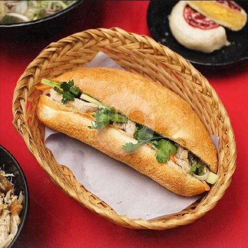 Banh Mi Cari Bo Cham menu Pho Ngon, Kota Baru Parahyangan