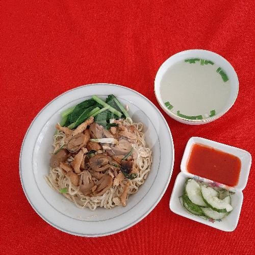NASI PUTIH only menu depot MIE KERTOARJO