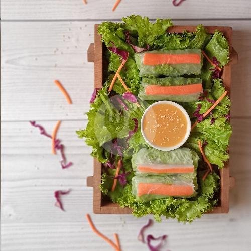 Beef Roll menu Hungreens Salad, Malang