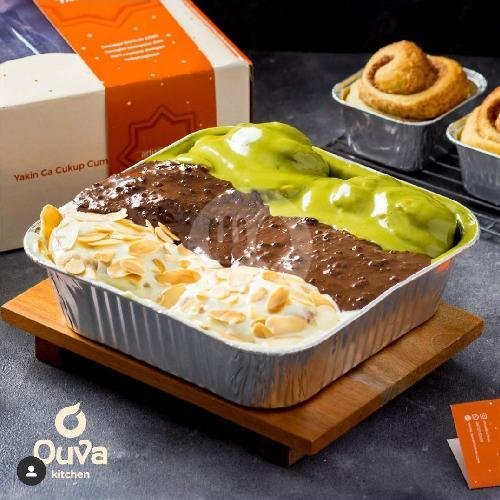 Cinnamon 9 Roll menu Ouva Kitchen, Anggrek