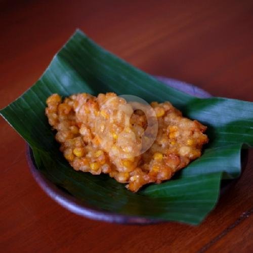 Tempe Mendoan menu Nasi Pecel Bu Dwi Asli Madiun, Ambarukmo