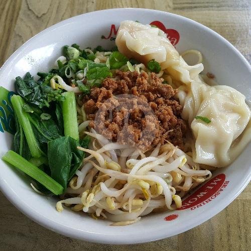 Mie Lebar Ayam Baso menu Mie Ayam Bangka Mama Jes