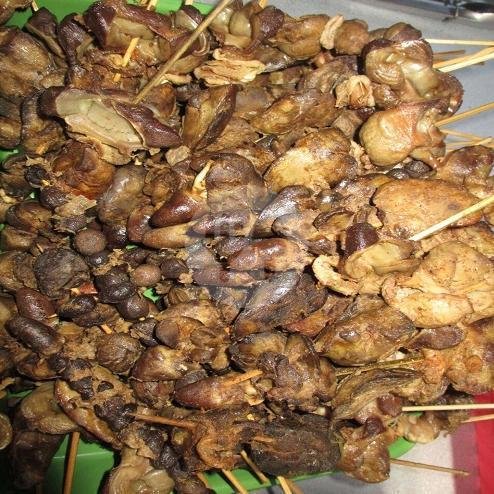 Ampela Ati menu Pecel Mbok Adjir, Karang Taruna