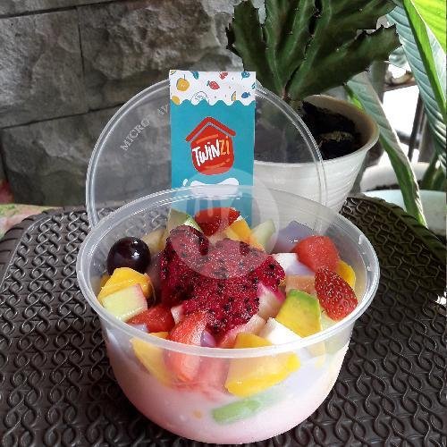 Salad Buah Medium 500ml menu TwinZi (Fruit Salad & Snacks), Pakis
