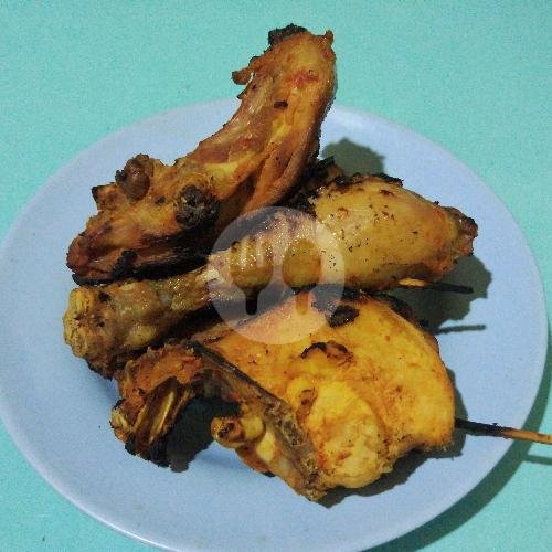 Ayam Bakar menu Warung Emak Keputih, KH Ahmad Dahlan