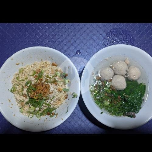 Yamien Asin Baso + Pangsit menu Mie Baso Mas Ano, Soreang