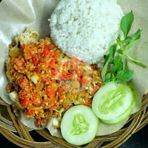 Nasi Ayam Geprek + Es Teh menu Ayam Geprek & Nasi Babat PUTRA REOG