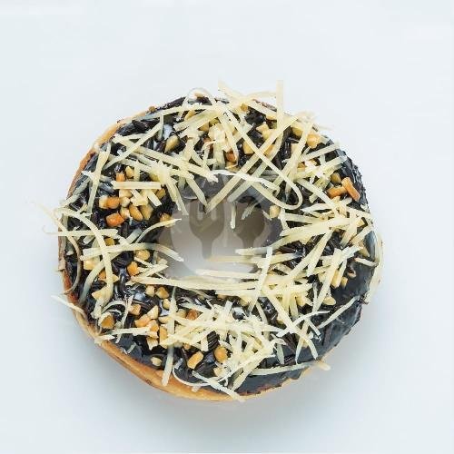 Heavenly Almond menu Donut Boyz Cafe, Jl. Dr Cipto Mangunkusumo