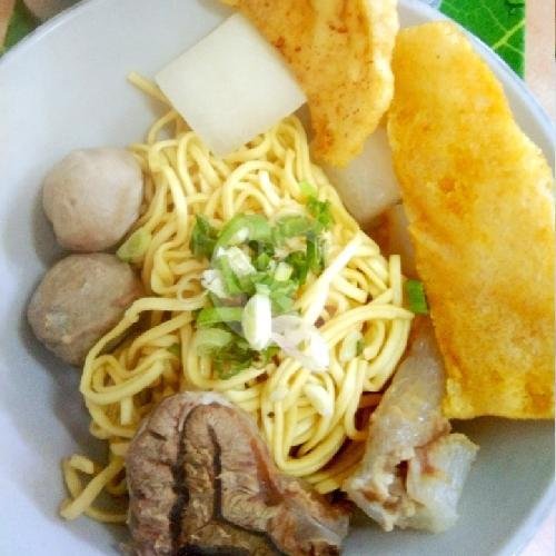 Mie Kuah menu Baso Sakum Mie Bihun