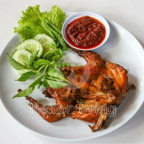 Ayam Madu menu Warung Lesehan Segoro Madu