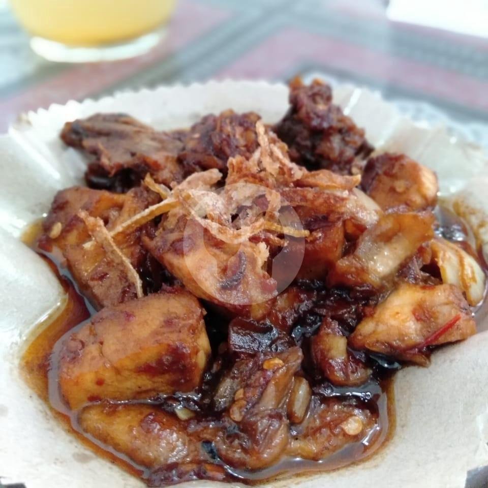 Kuliner Seru di Warung Gongso Mbak Ninie, Pasar Nongko Surakarta