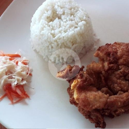 Cumi Saus Padang+nasi+salad+es Teh Manis/air Mineral menu ICHA STEAK & SEAFOOD