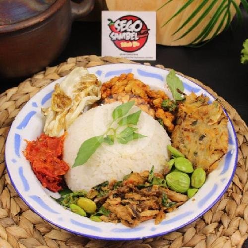 Sego Sambel Cakalang Lengkap menu Segosambelmbakyu__, Gajah Mada