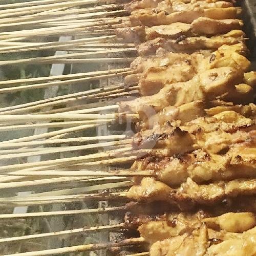 Sate Ayam 100 Tusuk menu Sate Madura Apotik Senopati, Jakarta Selatan
