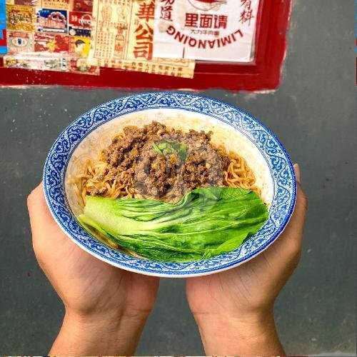 Review Mie Sapi Jaya: Pengalaman Makan Memuaskan di Sleman, DIY
