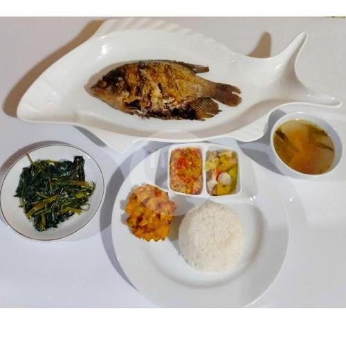 Paket kakap Bakar menu Dabu Dabu Ikan Bakar Seafood, Guru Mughni