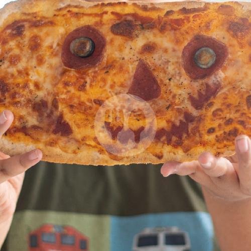 Bread Platter menu Pizza Massimo (Italian Pizza & Pasta), Sultan Agung