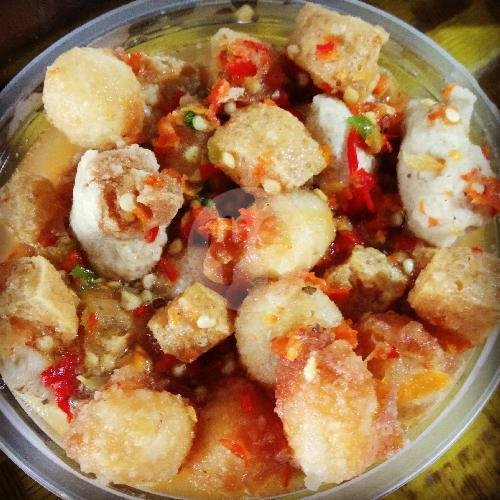 Review Warung Seblak Anie: Pengalaman Makan Otentik di Kebon Gedang, Bandung