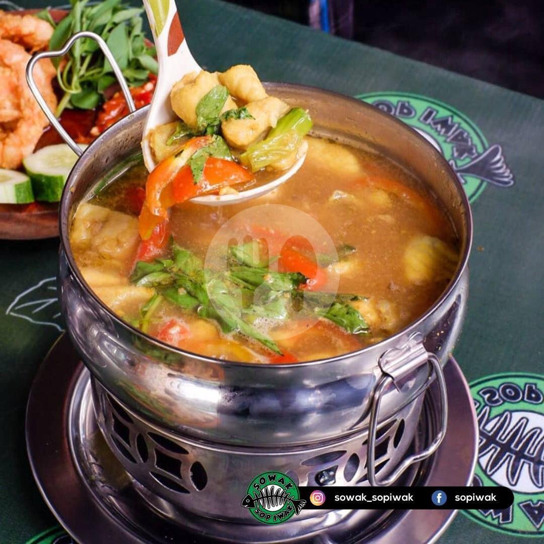 Steamboat Tomyam menu Sowak Sop Iwak, Banjarsari
