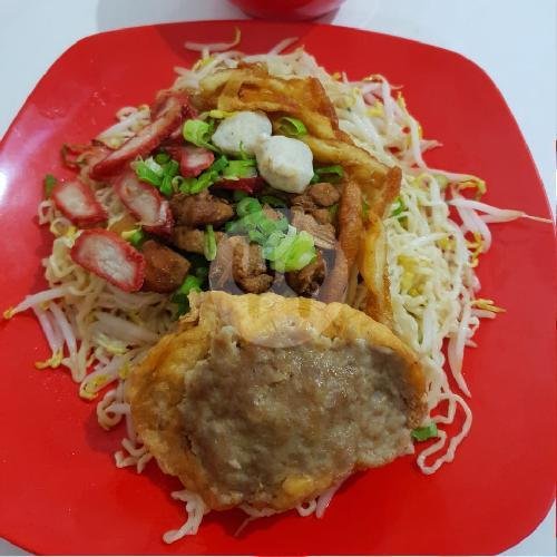 Bakmi Porsi Biasa + Pangsit + Bakso Bb menu Bakmi Kalimantan Hin Lie, Pademangan Timur