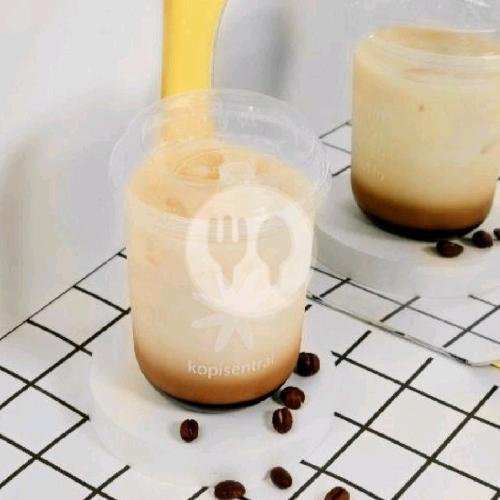 Iced Caramel Macchiato menu Kopi Sentral, Cibabat